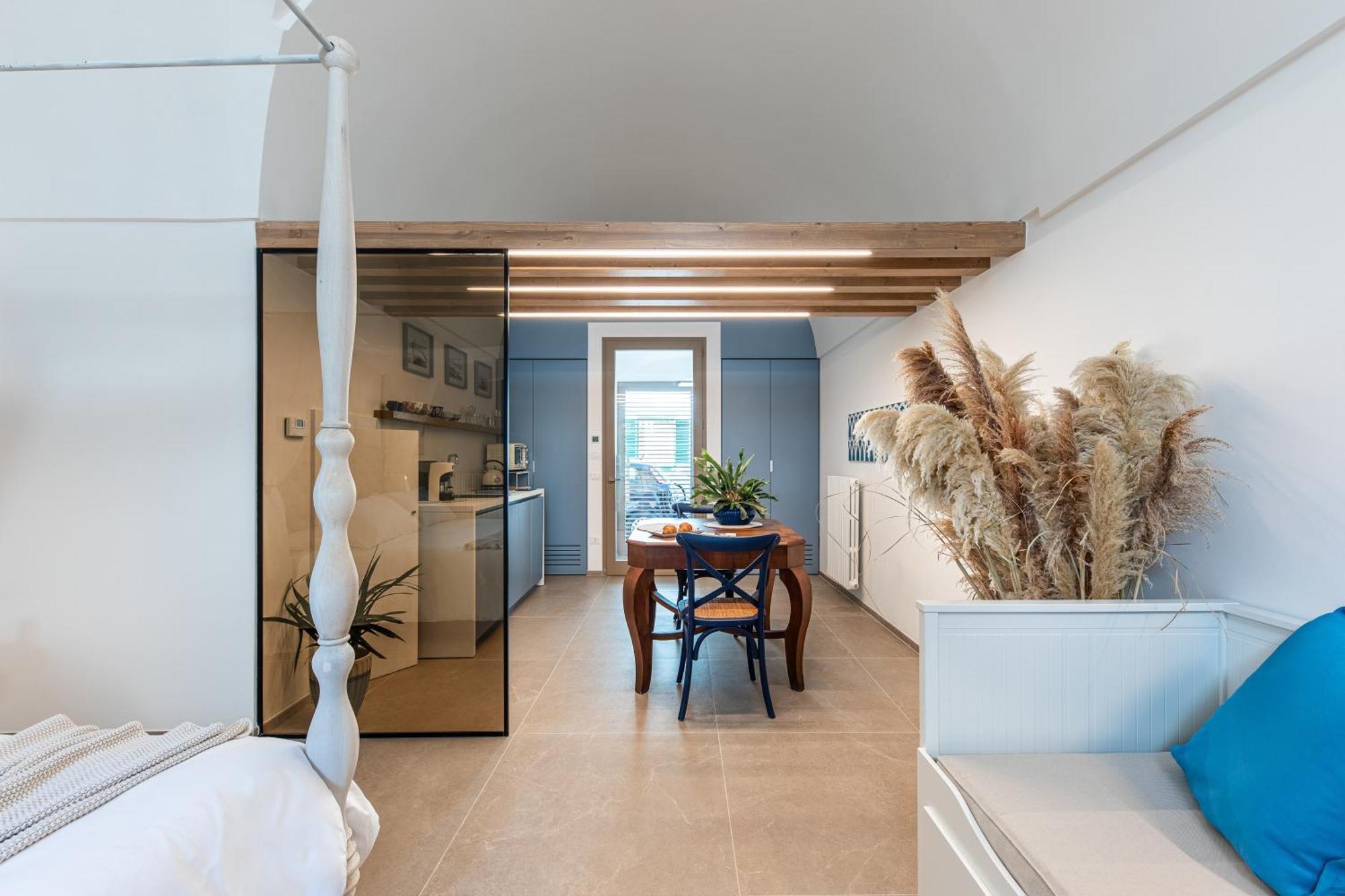 Loft Regina Minor Apartment Монополи Екстериор снимка
