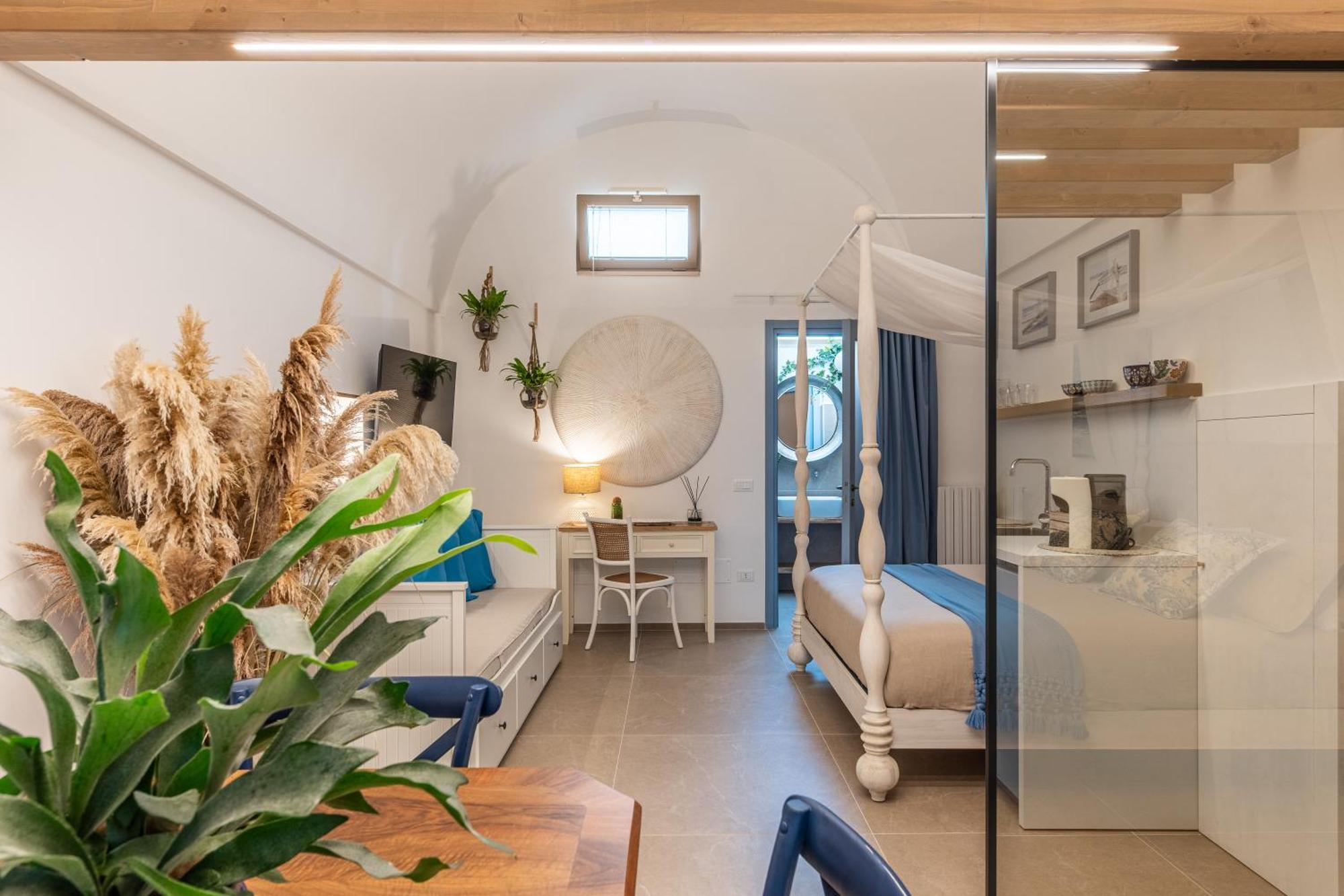 Loft Regina Minor Apartment Монополи Екстериор снимка